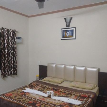 Madhuban Guest House Haridwar Exterior photo